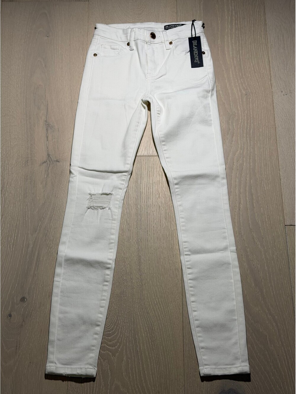 Blank NYC Mid-Rise Skinny Jeans Size 24 White Distressed Knee Denim Pants NWT